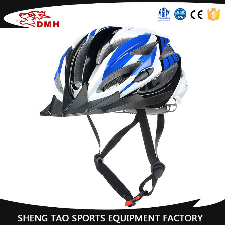 蓝白色经典自行车头盔，轻型骑行头盔